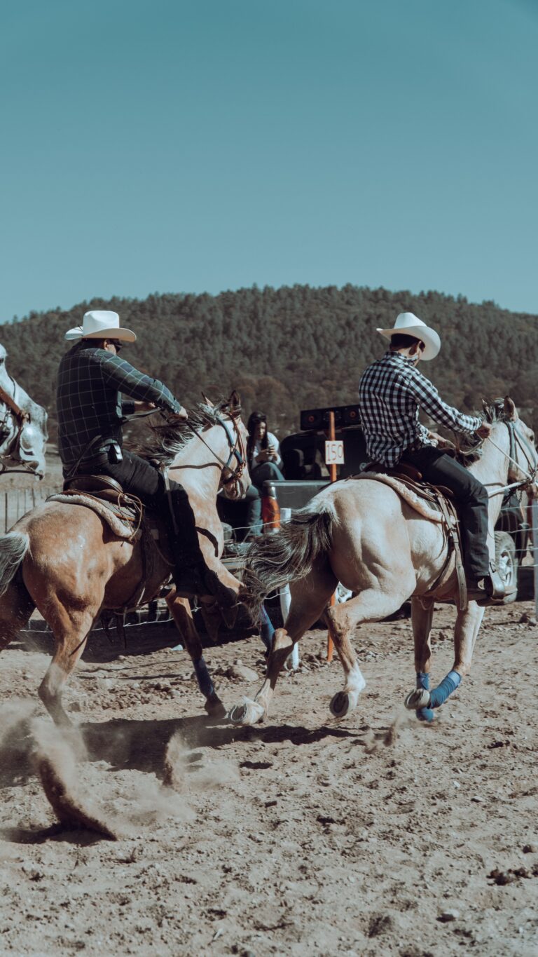 cowboy style for men white hats western shirts on horseback rodeo
