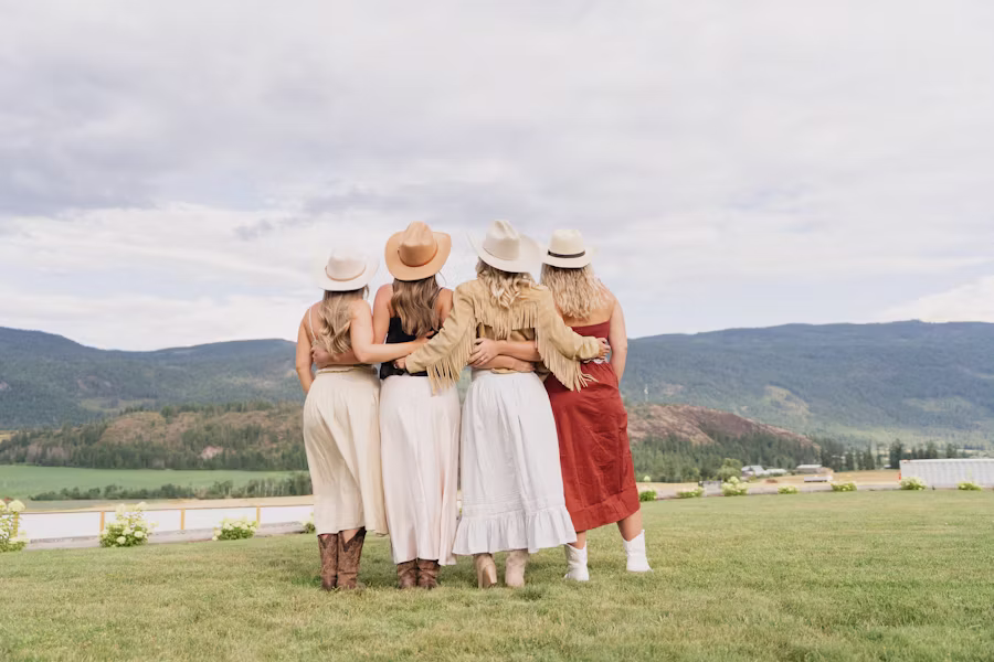 western outfit ideas for women cowgirl style group